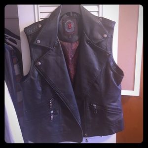 Amazing pleather vest